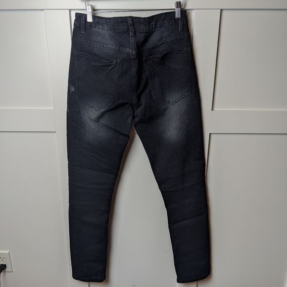 Encrypted denim jeans. - Picture 2 of 6
